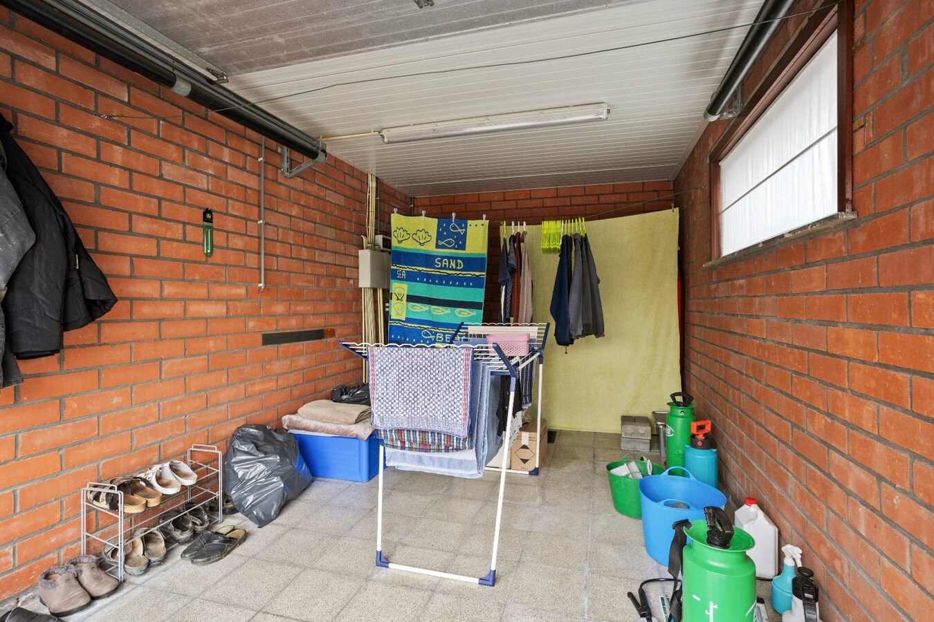 Ruime alleenstaande woning met loods op ruim perceel te Klerken 