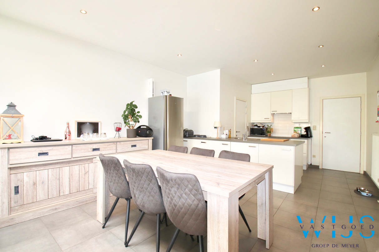 Instapklaar woonhuis met tuin te centrum WAARSCHOOT ! 