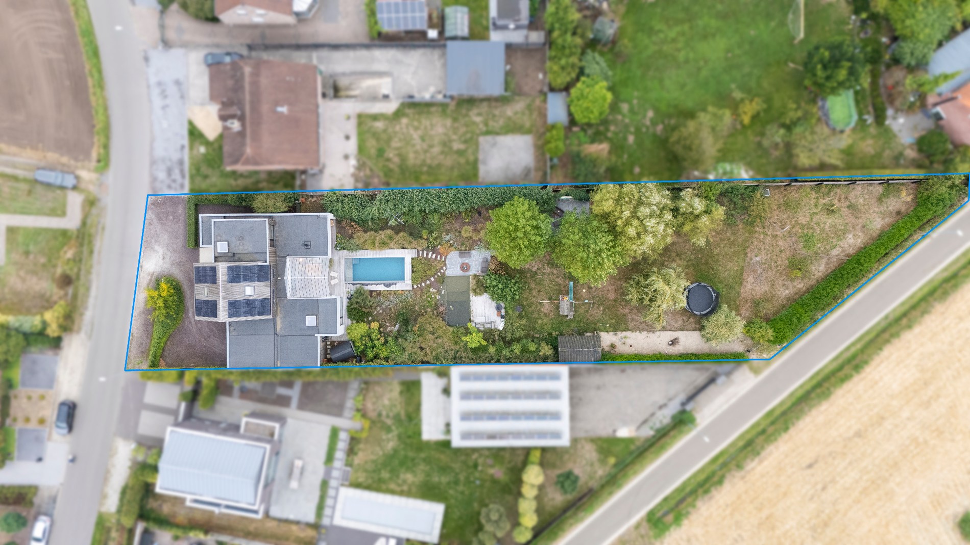 Exclusieve villa met praktijkruimte op perceel van 2001m² in Balen-Olmen 