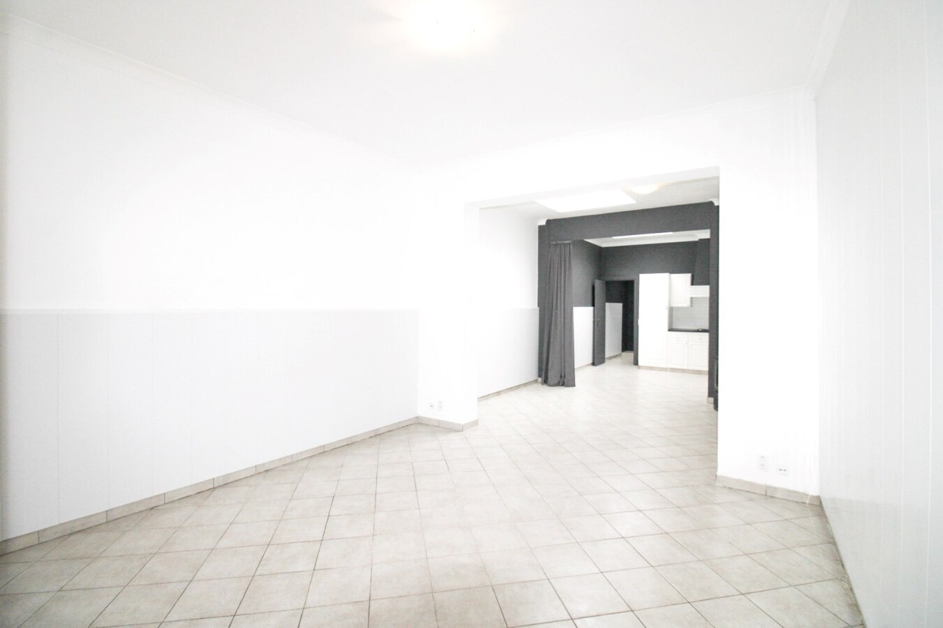 Charmante instapklare woning met 3 ruime slaapkamers en terras in het hartje Sint-Niklaas 