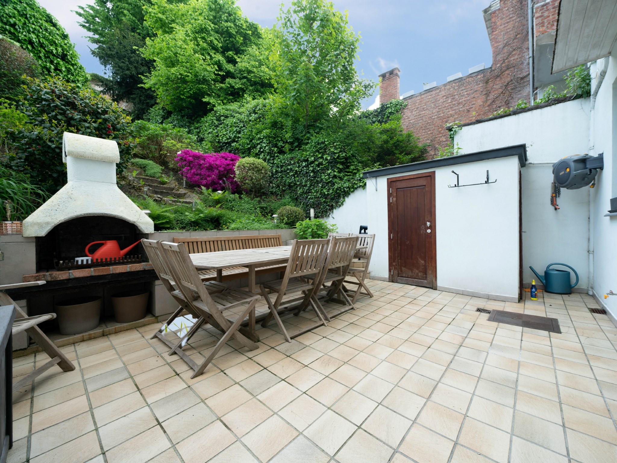 Prachtige herenwoning met 4 kamers, tuin en garage 