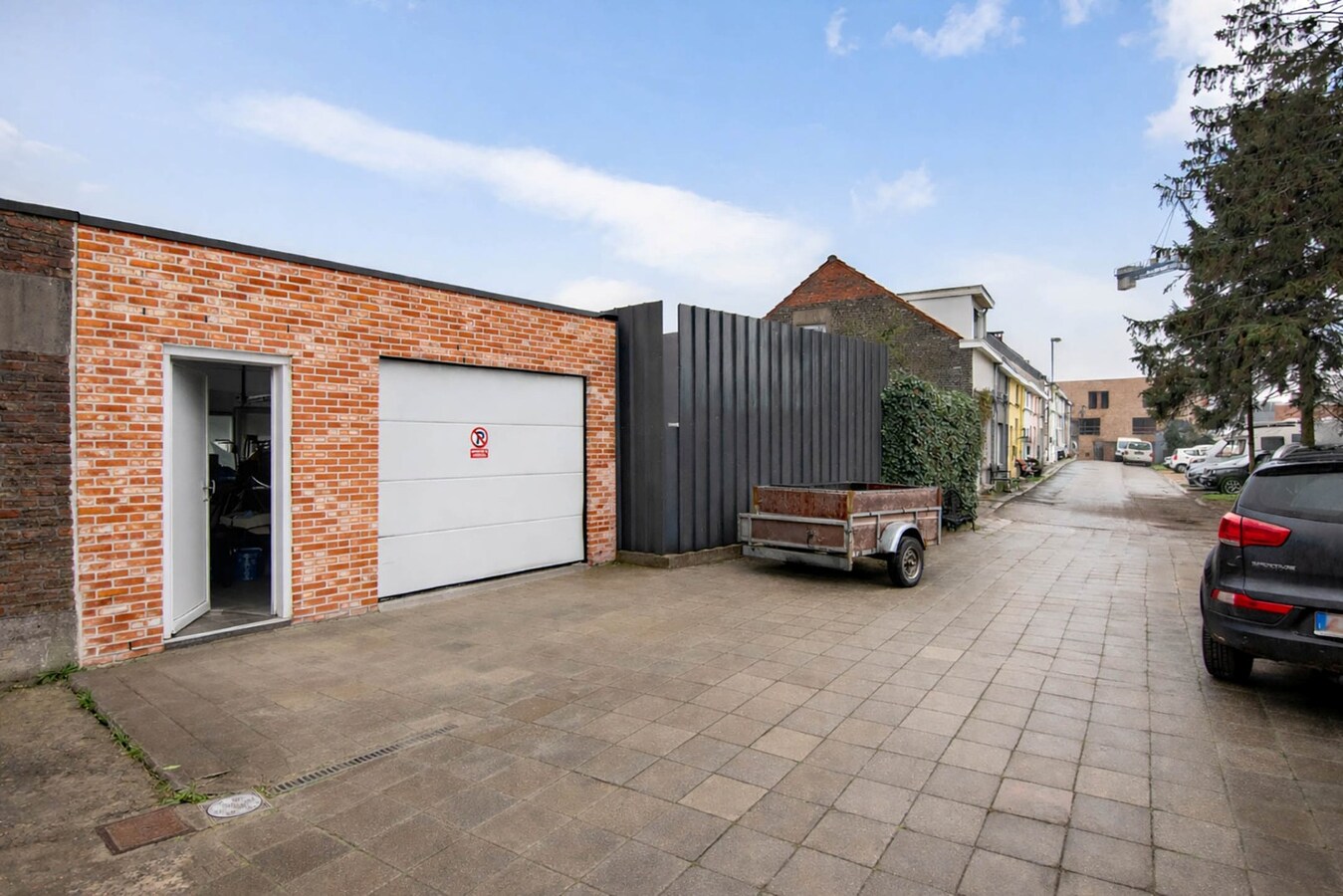 Gerenoveerde woning met 3/4 slpk, garage en tuin te Boom! 