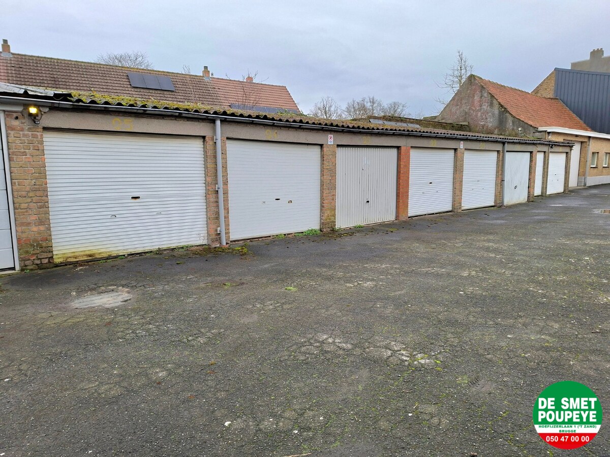 Centraal gelegen garage 