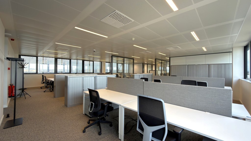 Duurzame kantoren te huur in industriezone te Hoboken