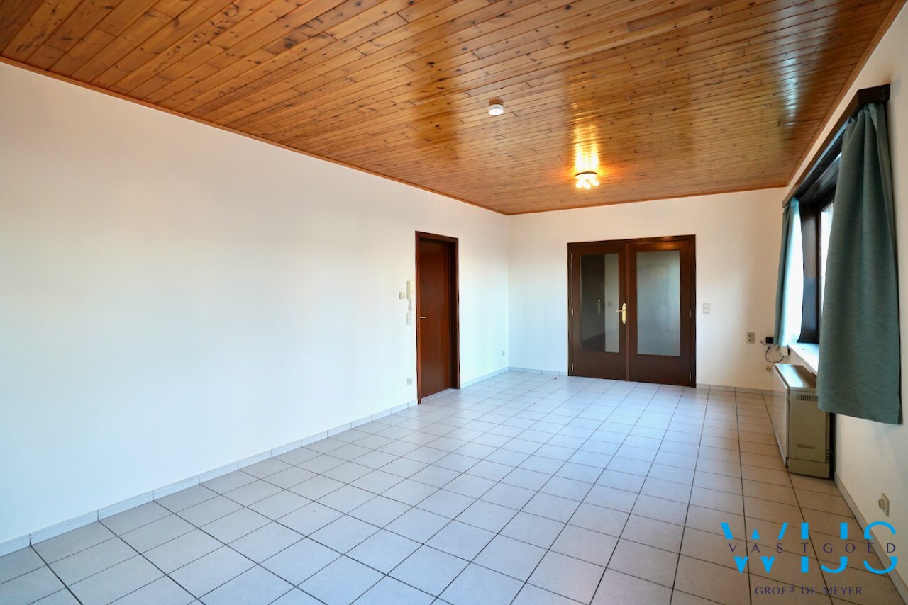 Gelijkvloers appartement met garage te Baarle/Drongen ! 