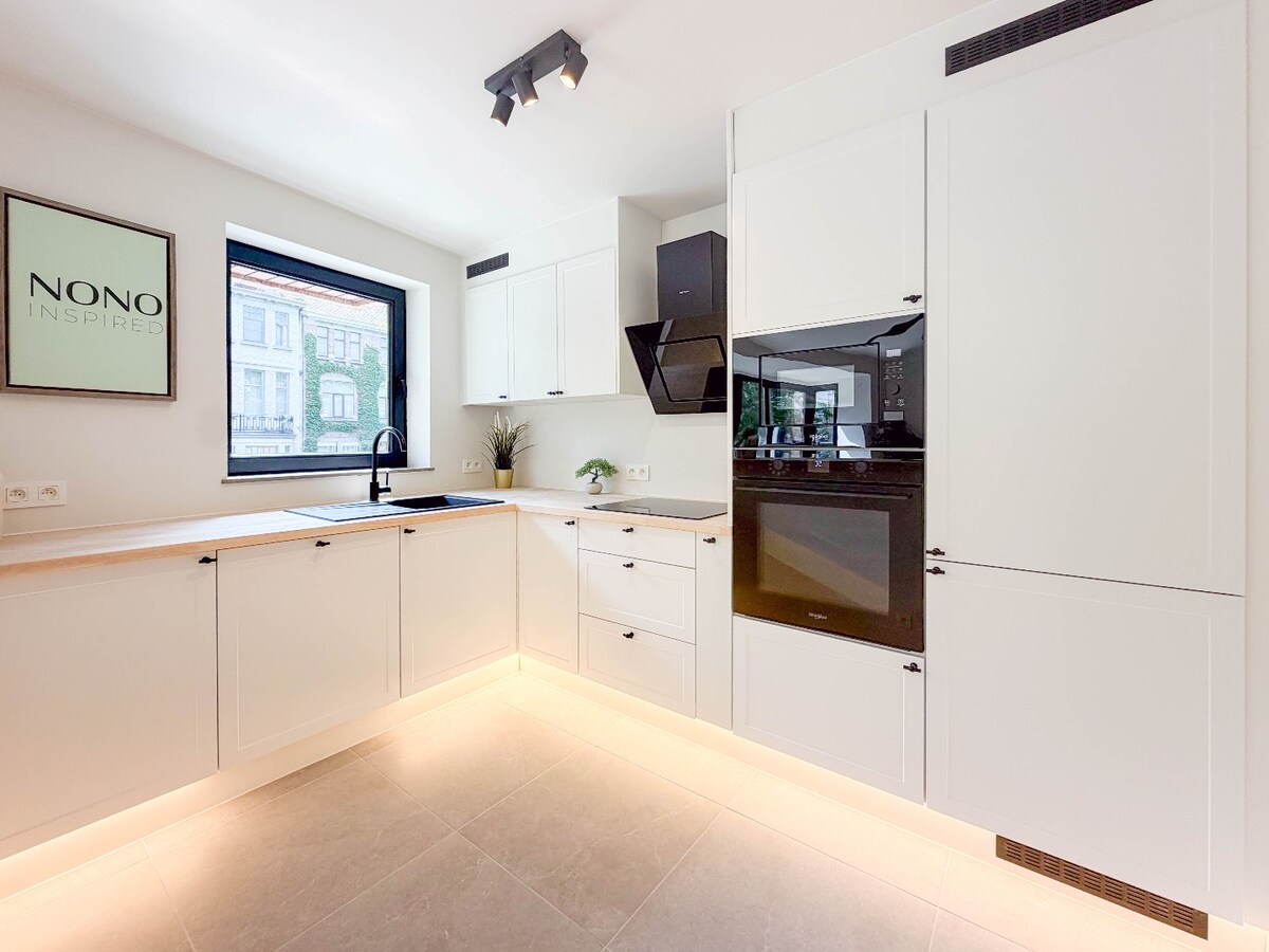 TOPPER ! Appartement op topligging met groot terras van maar liefst 30 m2 ! *** NONO INSPIRED *** 