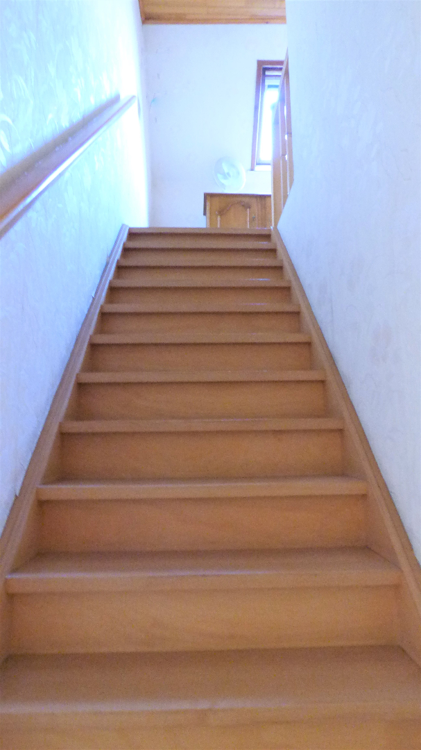 Charmante en verrassend ruime halfopen woning te Kuurne 