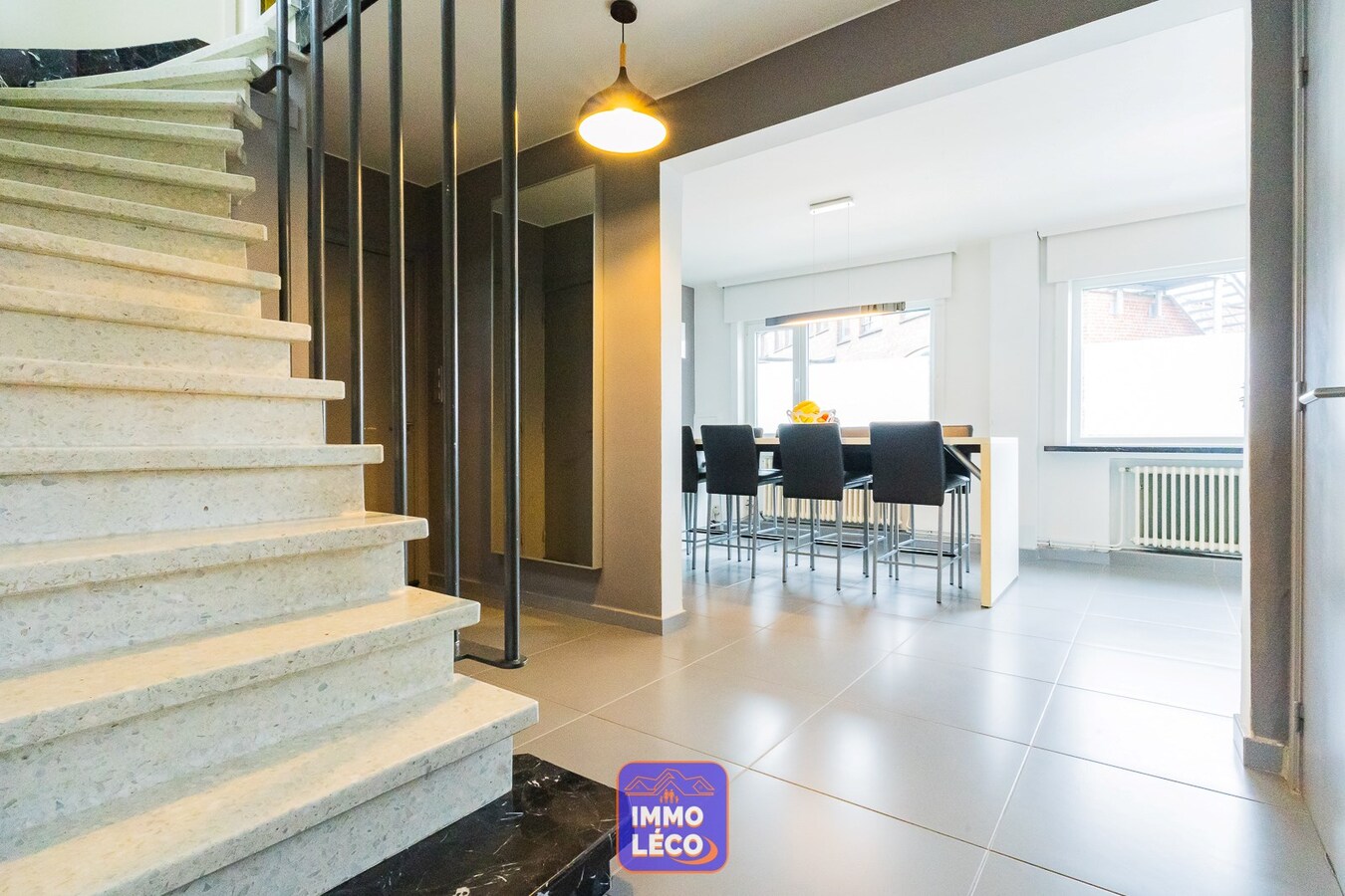 3 façades rénovée avec garage et jardin, plein centre-ville ! 