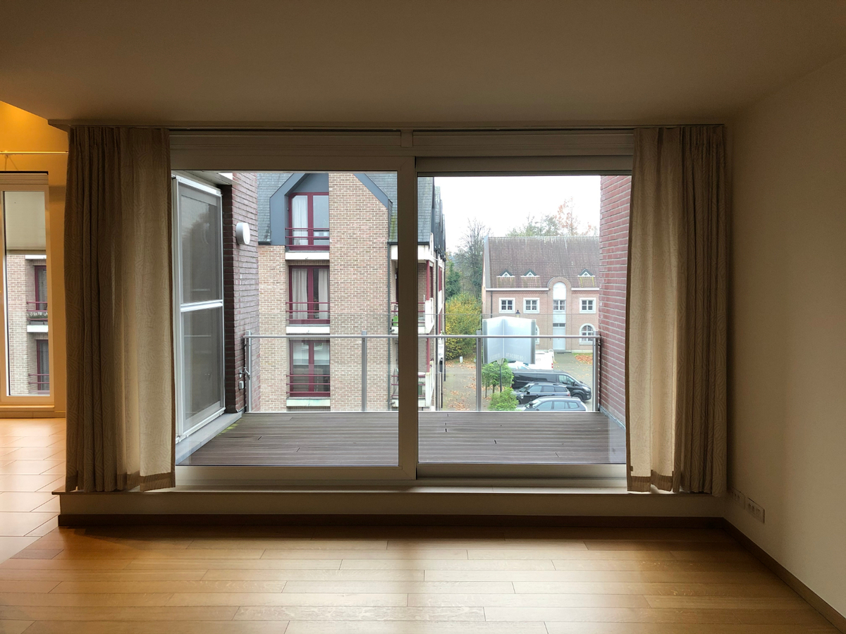 Bijzonder ruim 2-slpk-luxeappartement in centrum De Pinte 