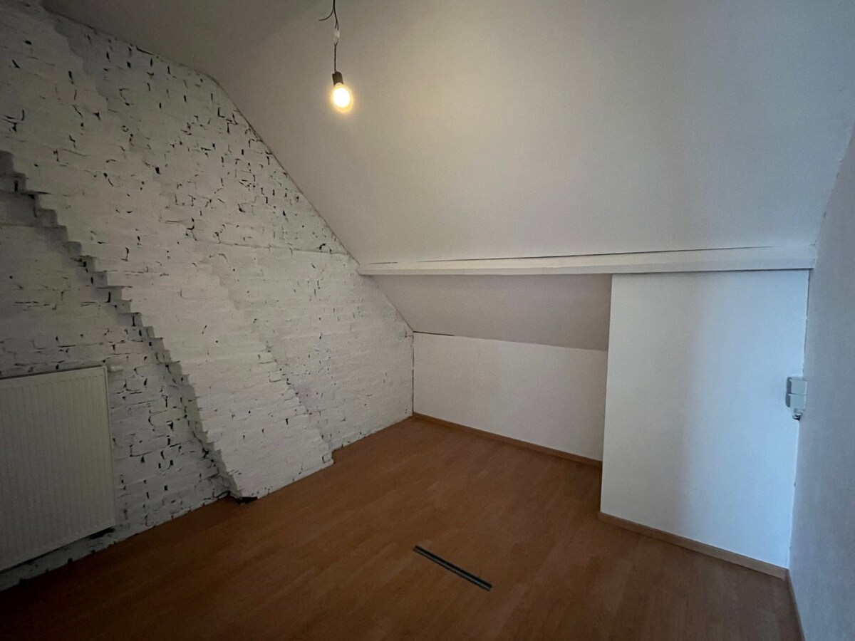 Ruime, energiezuinige gesloten bebouwing in centrum Gavere 