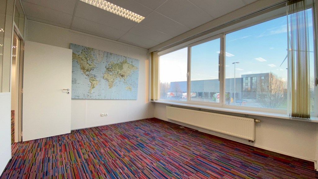 Instapklare kantoren te huur in Lokeren