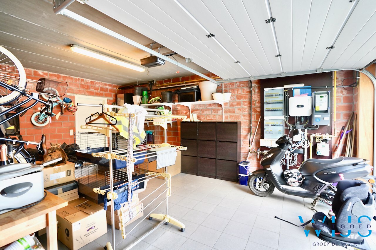 Prachtige recente woning in een zeer rustige wijk te Ertvelde ! 