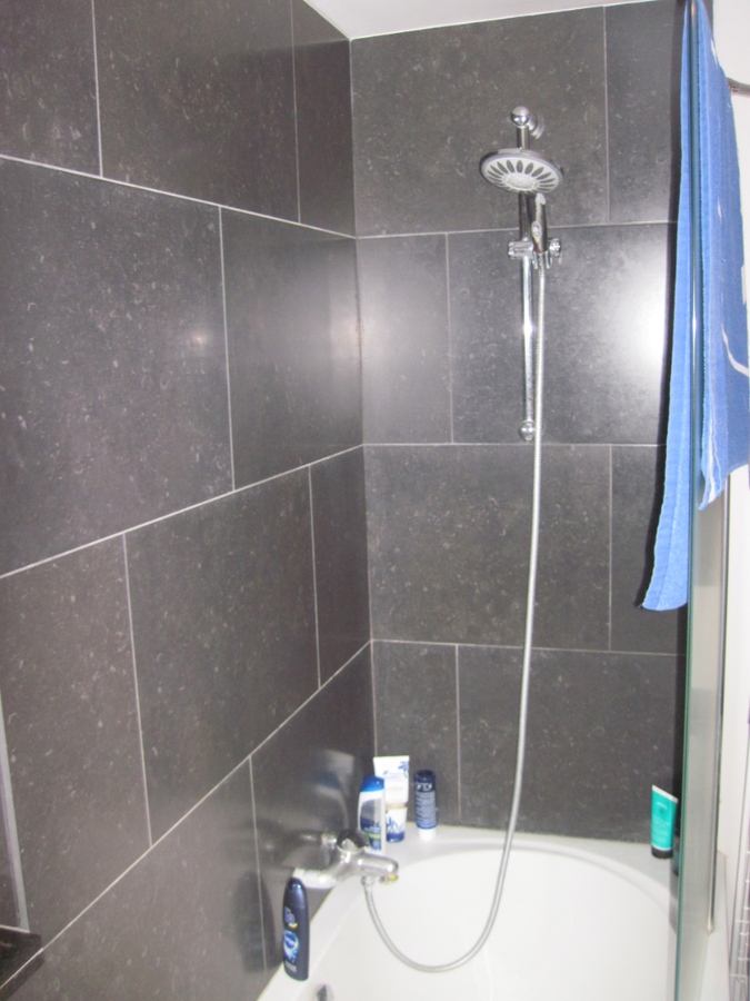 Degelijke én gezellige woning. Met tuin en met garage. 