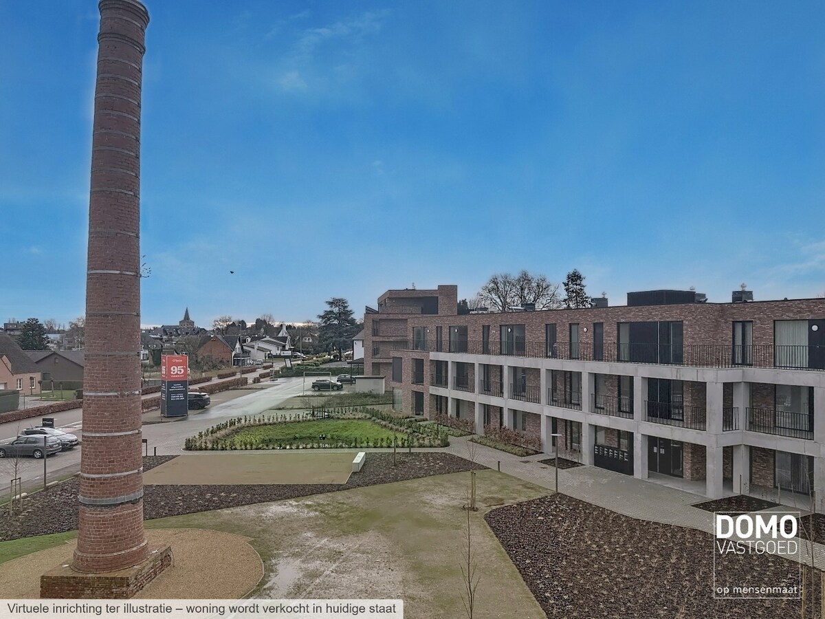 RUIM TWEE SLAAPKAMER APPARTEMENT MET PRACHTIG TERRAS, LIFT EN GARAGEBOX IN CENTRUM KERMT 