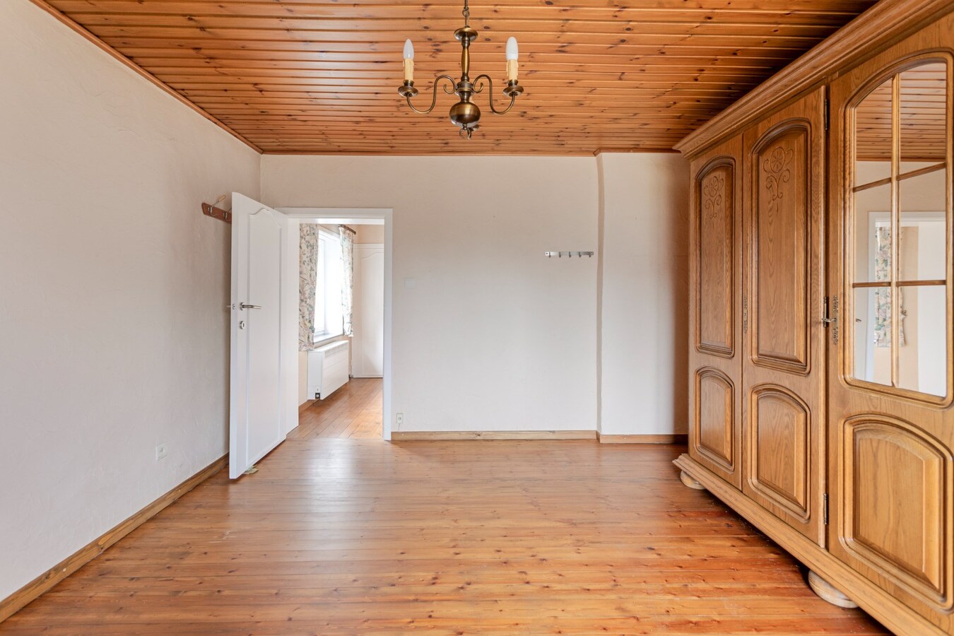 Unieke kans : vrijstaande woning met groot perceel te Zoutleeuw, Steenweg 35 
