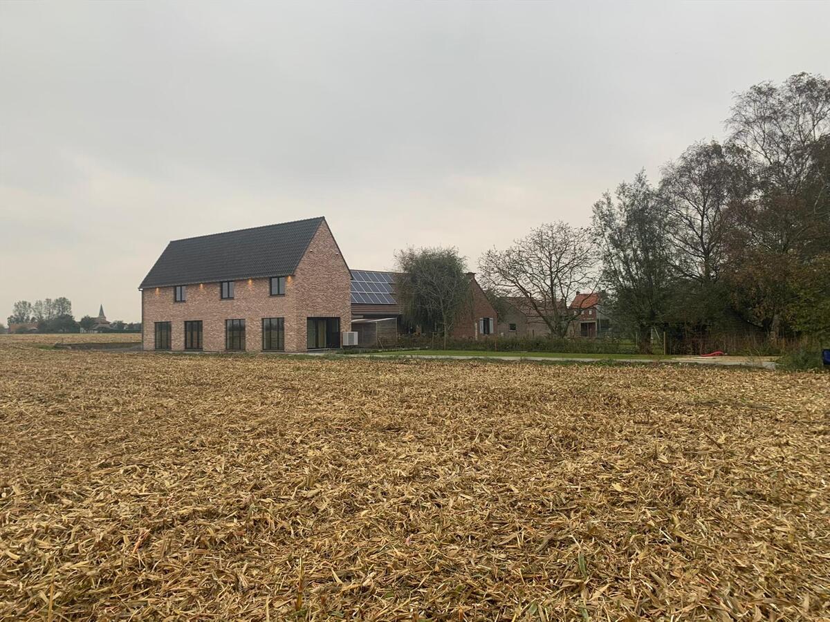 Rustig gelegen alleenstaande nieuwbouwwoning te Koekelare 