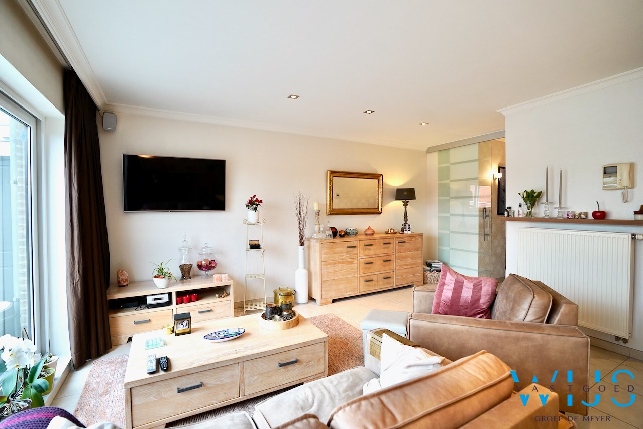 ENERGIEZUINIG appartement met RUIM terras te Rieme ! 