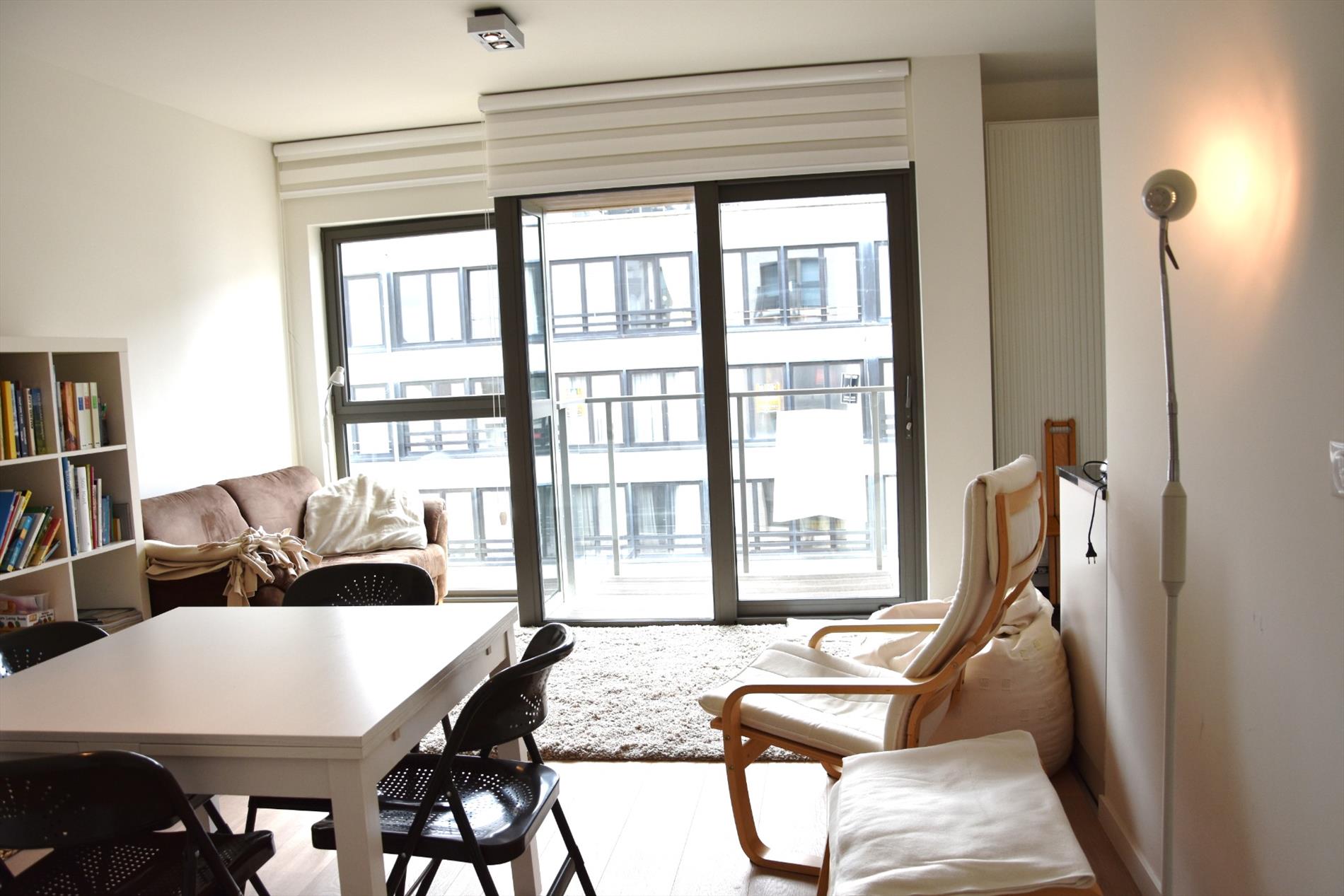 gemeubeld 2 slaapkamer appartement 