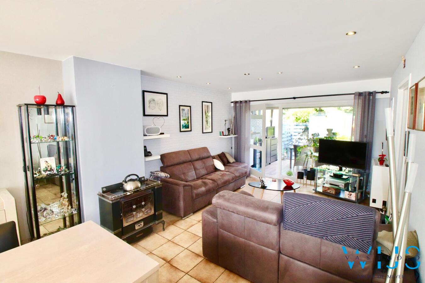 Super gezellig en ruim woonhuis met prachtige zonnige tuin ! 