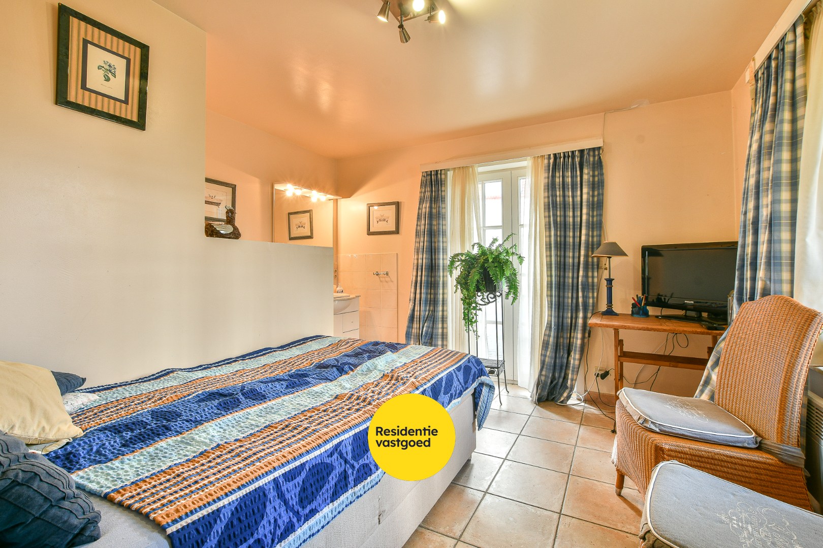 Exclusieve hoekwoning met zeezicht op topligging in de Concessie van De Haan, op 20 m van de zeedijk! 