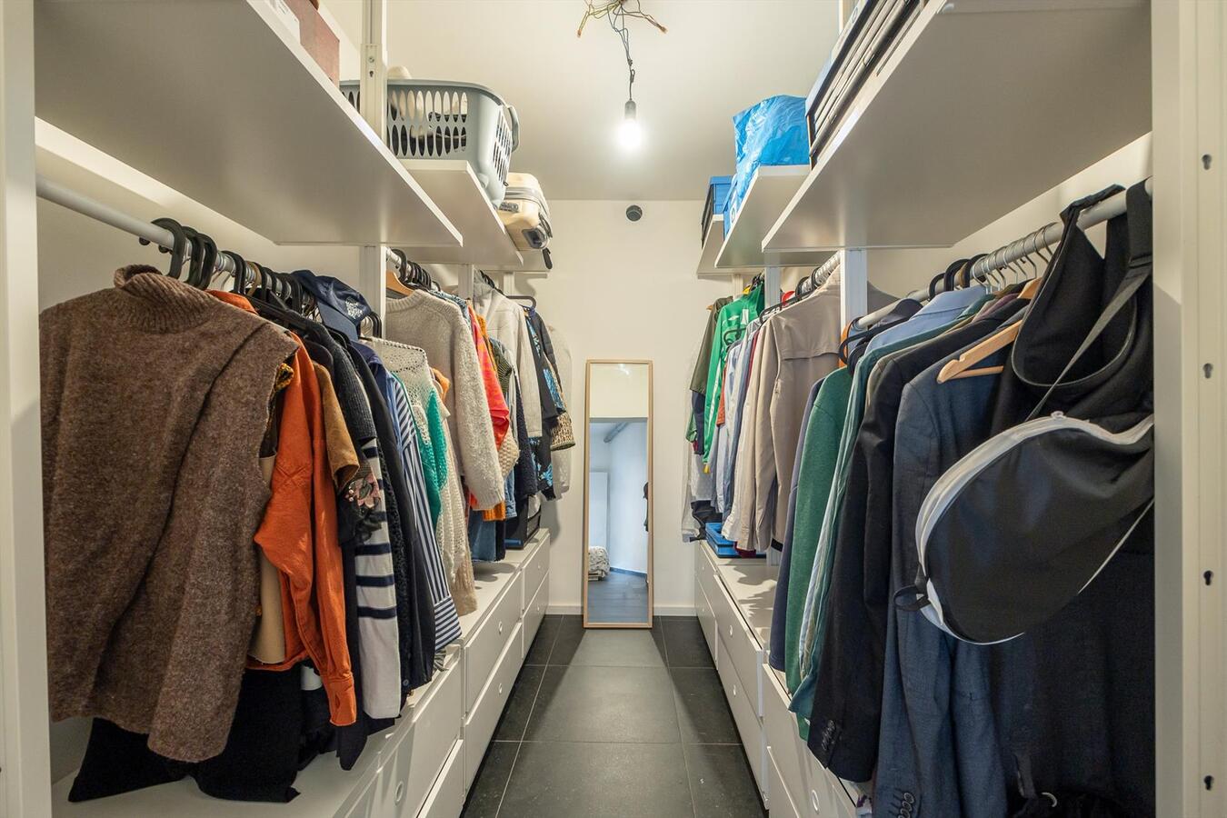 Gerenoveerd gelijkvloers appartement met stadstuin! 