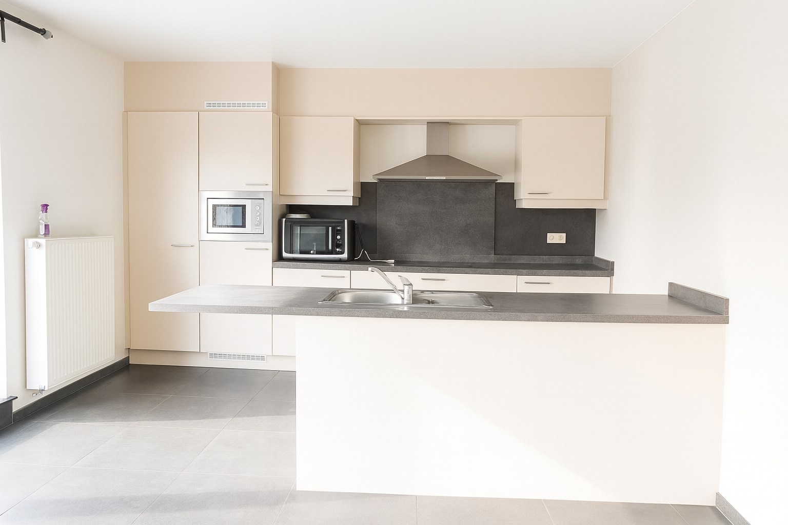 Instapklaar appartement met 2-3 slpk. in centrum Olen 