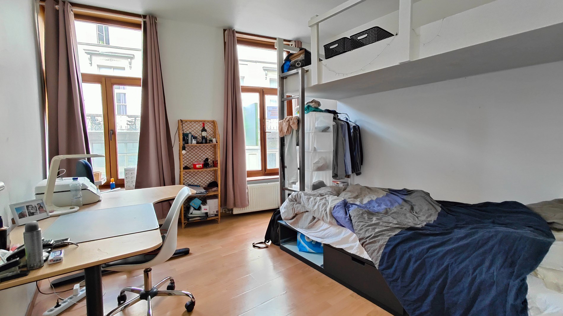 Ruim duplex appartement met terras te Gent 