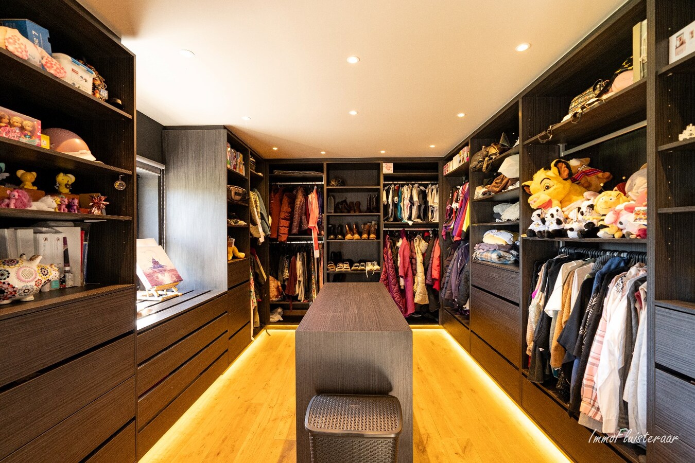 Volledig uitgeruste paardenaccommodatie op ca. 4,2 ha nabij Herentals 