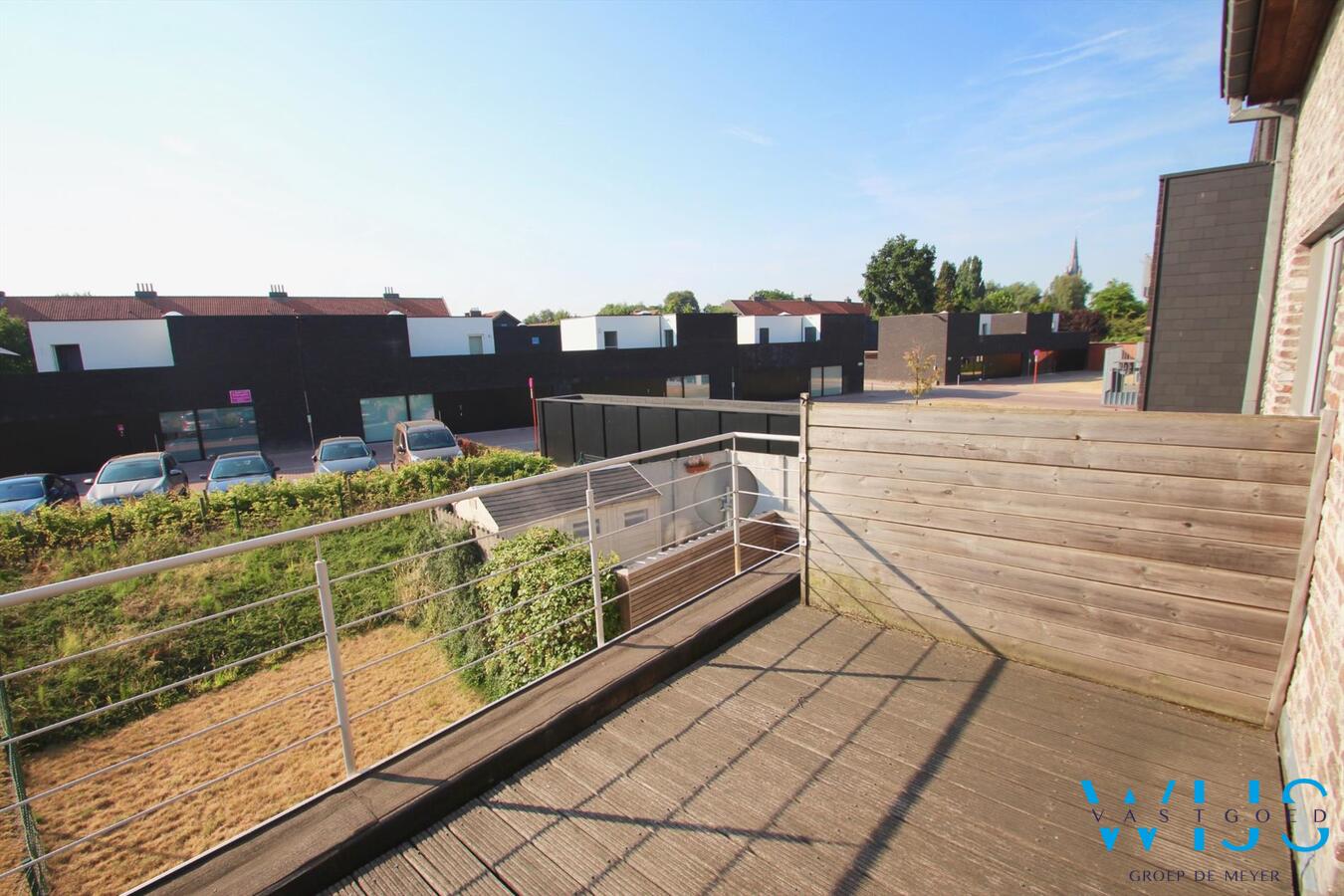 Tof 2 slaapkamerappartement met 2 terrassen te Eeklo! 