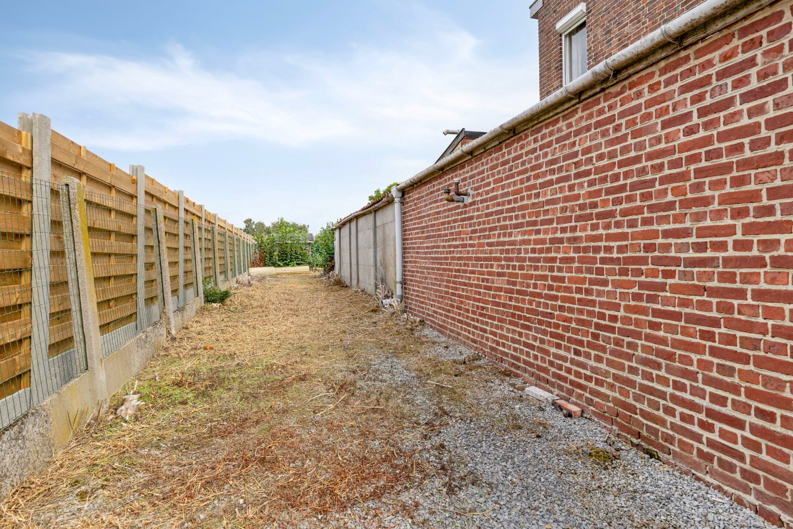 Open bebouwing met 4 slaapkamers en aangename tuin op top ligging in Willebringen! - EPC 735 kWh/m² - bewoonbare opp. 164 m² 