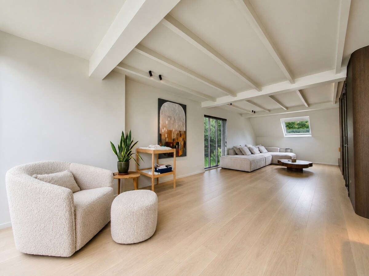 Exclusief gerenoveerde villa in een rustige doodlopende straat nabij het centrum van Knokke 