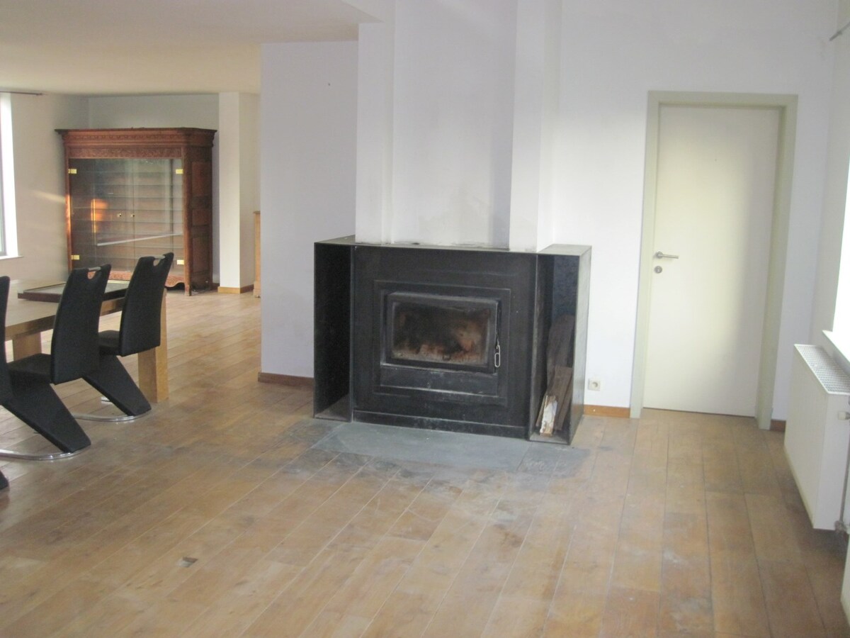 Ruim, landelijk wonen in t groene Melsen. 