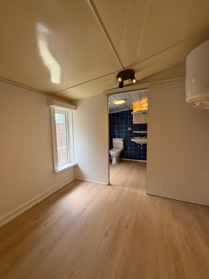 Woning met 2 slaapkamers en garage te Koekelare 