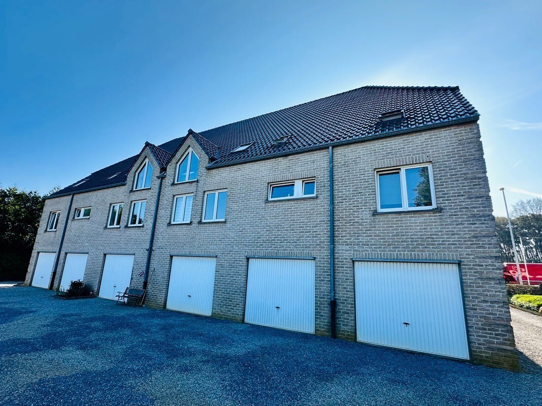 Uitstekend gelegen, betaalbaar en lichtrijk appartement te Lummen 