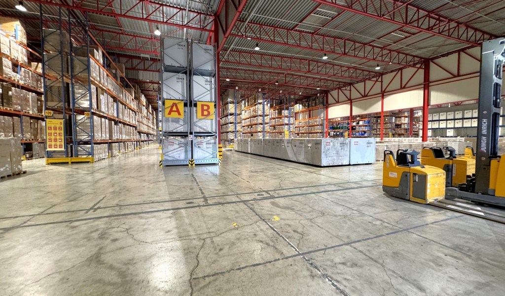 Logistiek gebouw te huur in industriezone Mechelen-Noord