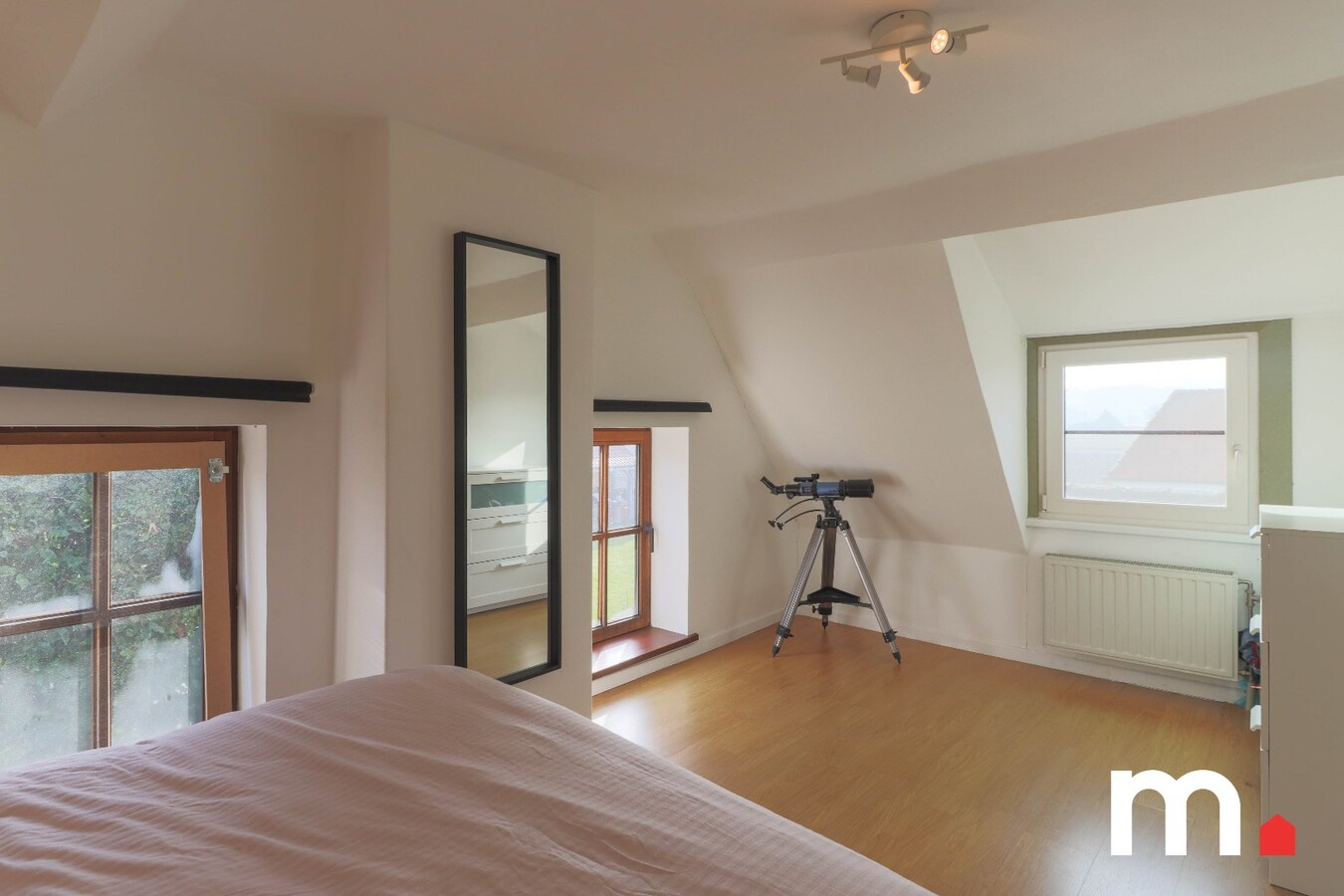 Zeer sympathieke en knusse woning aan de voet van de Kwaremont en de Kluisberg. 