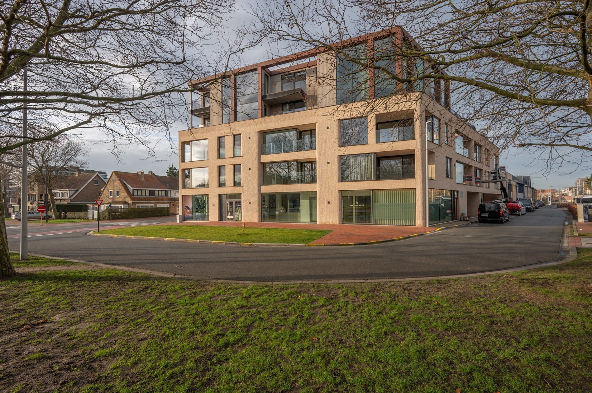Centraal gelegen nieuwbouw-appartement in de residentie Maurice (met mogelijkheid tot aankoop van een inpandige autostaanplaats). 