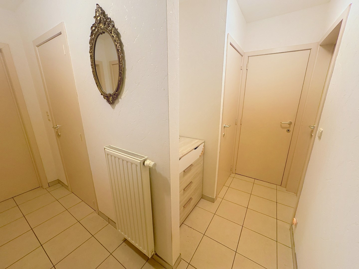 Recent en centraal gelegen appartement met garage 