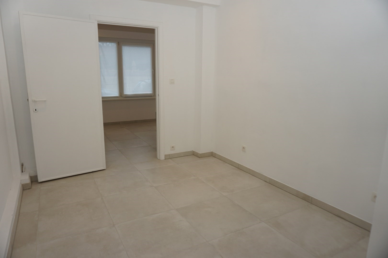 GERENOVEERDE STUDIO MET SLAAPHOEK IN MARIAKERKE 