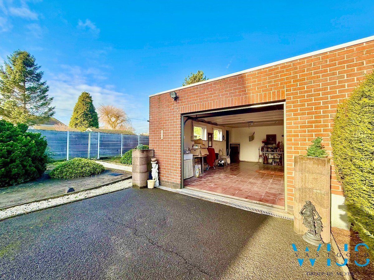 Centraal gelegen bungalow te Evergem ! 