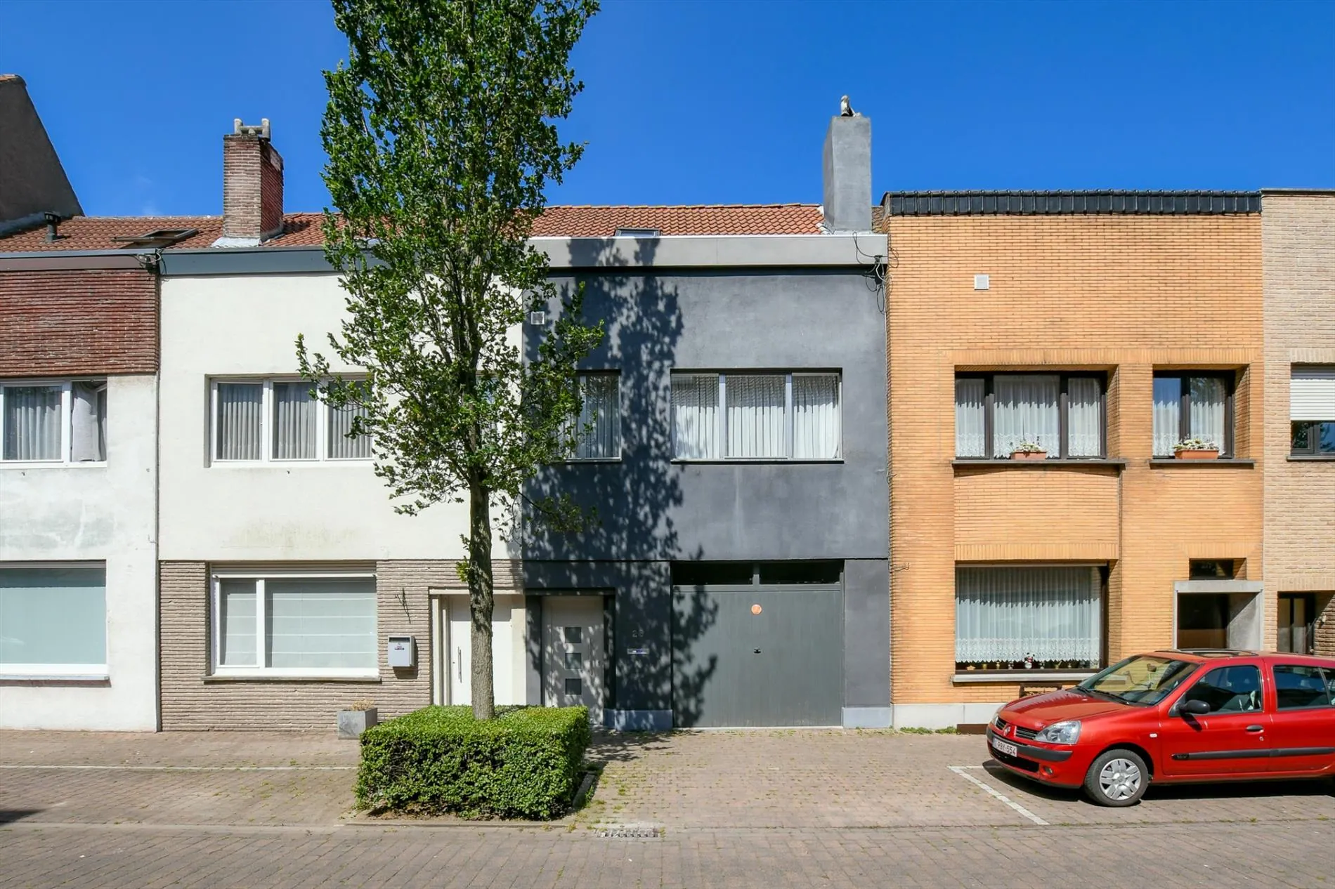 Bel-étagewoning met garage en 3 slaapkamers te koop te Oostende