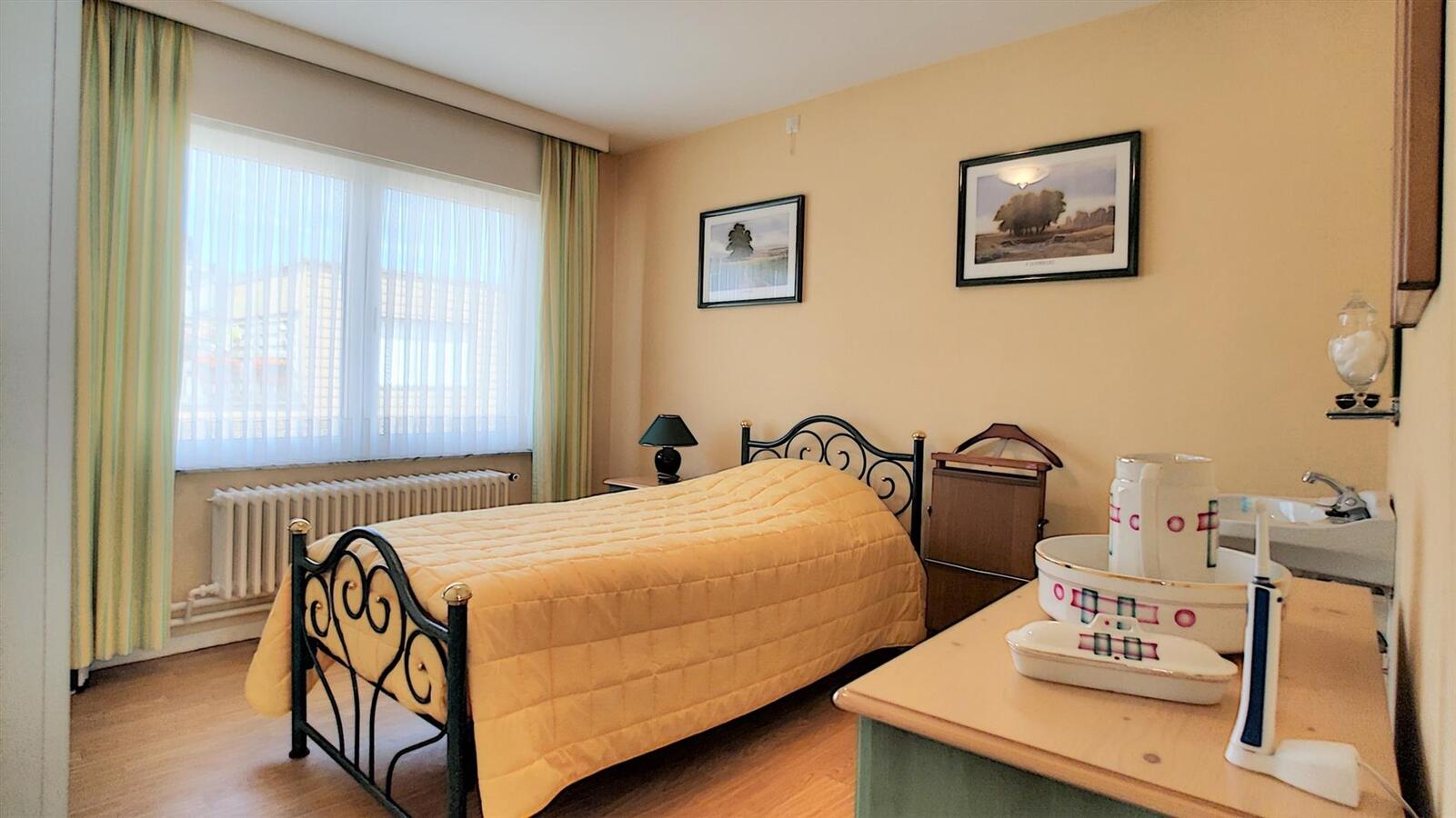 Magnifieke hoekwoning met garage - Heist 