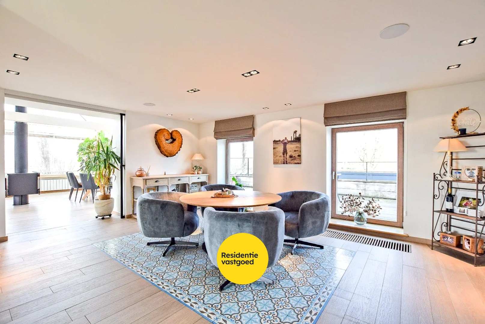 Restaurant met privéwoning en 2 B&amp;B-kamers op 4.370 m² 