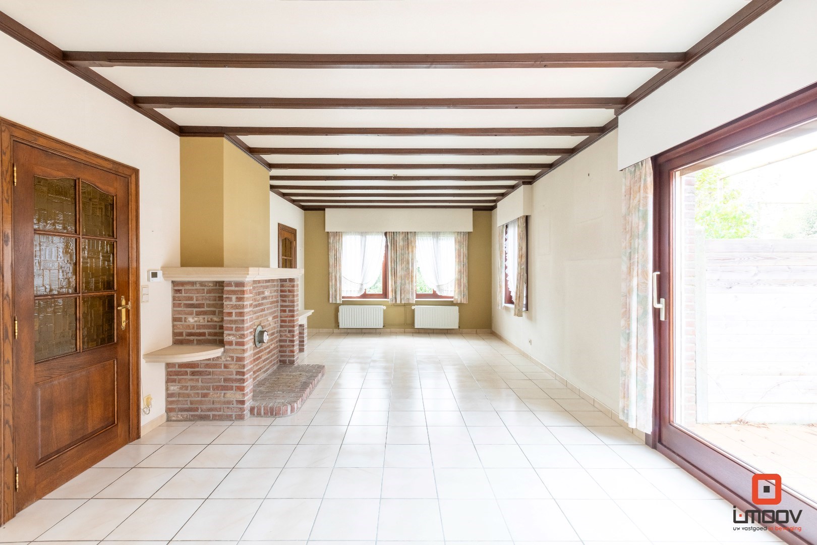 Prachtige alleenstaande villa in residentiële woonwijk 