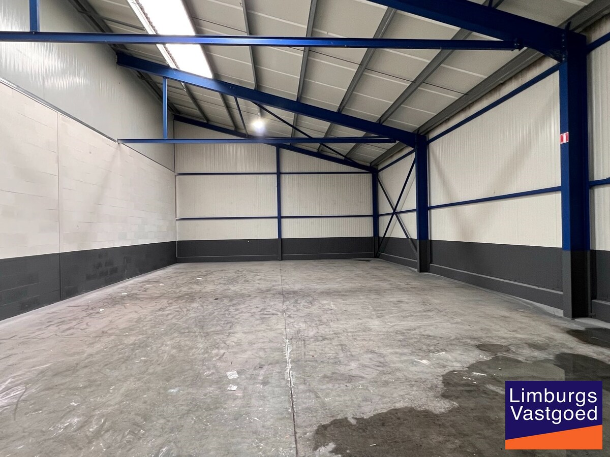 TRUDONIS - KMO UNIT 2 - 119 m² - sectionaal poort - nabij N79 