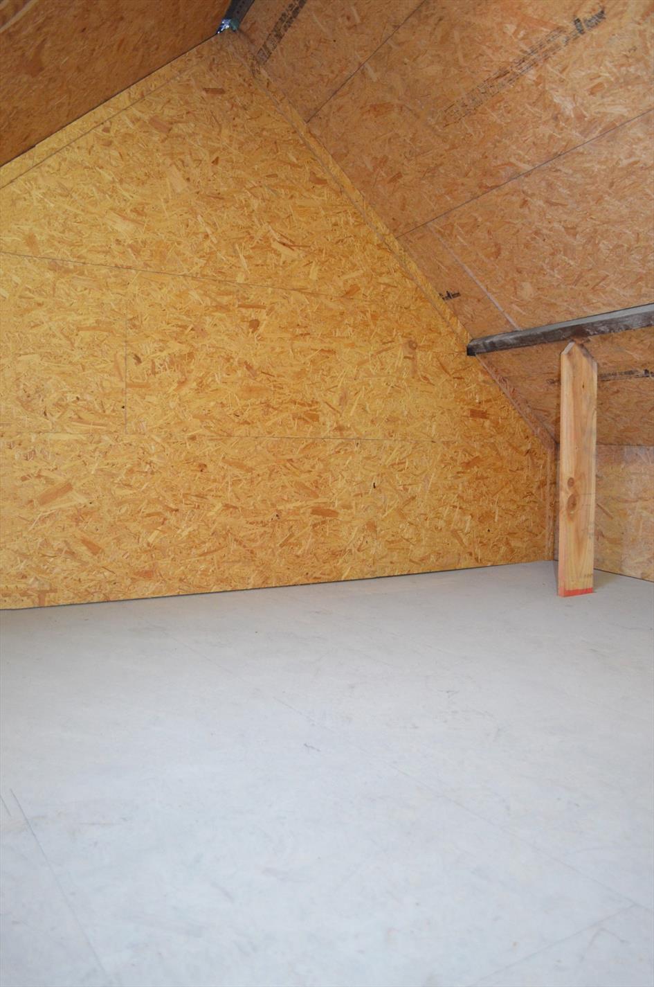 Totaal te renoveren rijwoning  nabij centrum Maldegem 