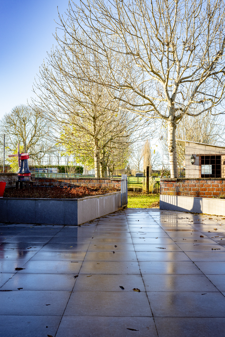 Gerenoveerde woning met 3 slpks, tuin en zicht op de weilanden 