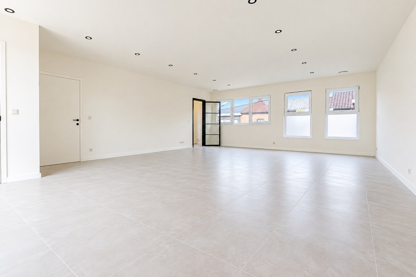 Appartement neuf "DUPLEX" avec grande terrasse, possibilité parking/garage, idéal investisseurs ! 
