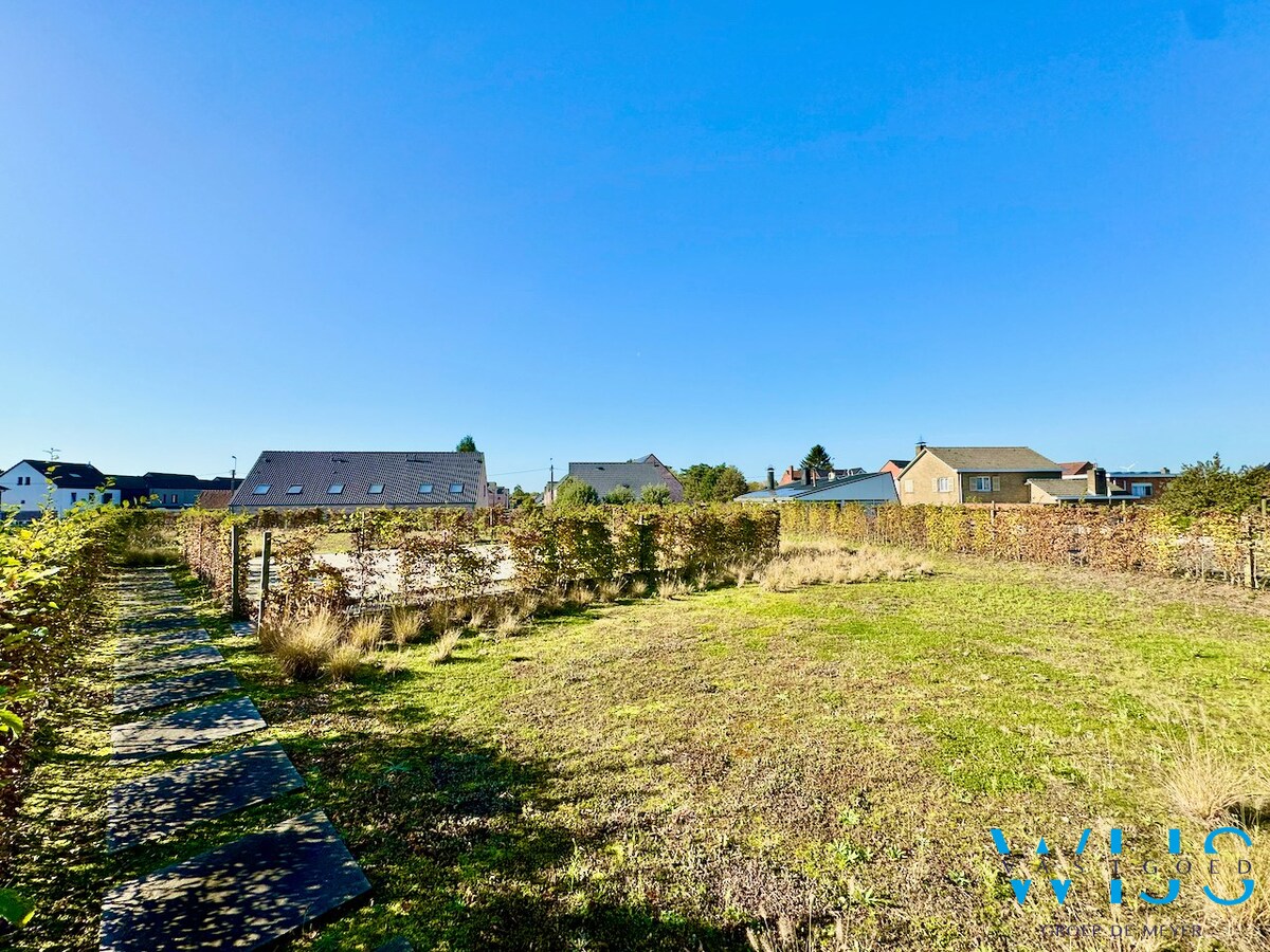 Instapklaar &amp; energiezuinig appartement te centrum Ertvelde ! 