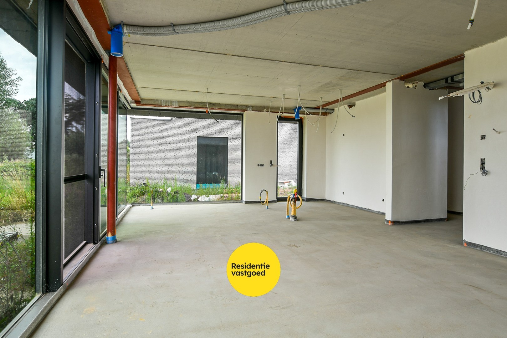 Af te werken nieuwbouwwoning in Eernegem 